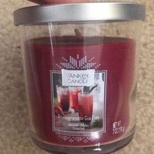 Yankee candle small tumbler pomegranate gin fizz
